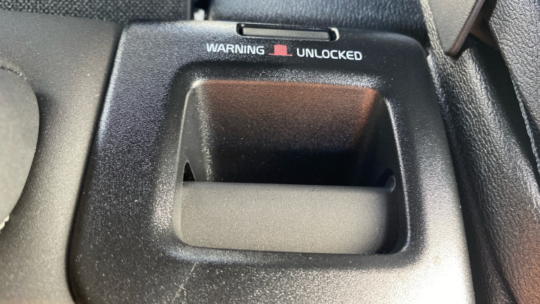 Volvo XC40 2.0 B4P Ultimate Dark 5dr Auto Petrol Estate